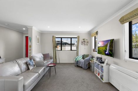Photo of property in 396 Bower Avenue, Parklands, Christchurch, 8083