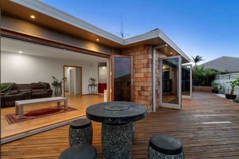 Photo of property in 50 Plateau Heights, Mount Maunganui, 3116