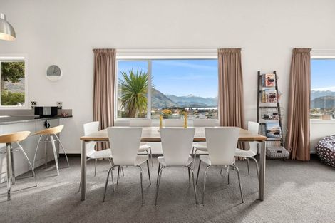 Photo of property in 12 Bovett Place, Wanaka, 9305