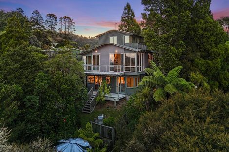 Photo of property in 318 Forest Road, Waiatarua, Auckland, 0612