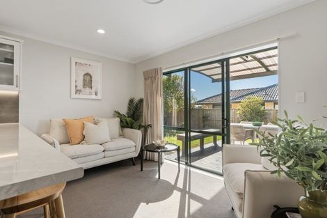 Photo of property in 5 Mahonia Place, Pyes Pa, Tauranga, 3112