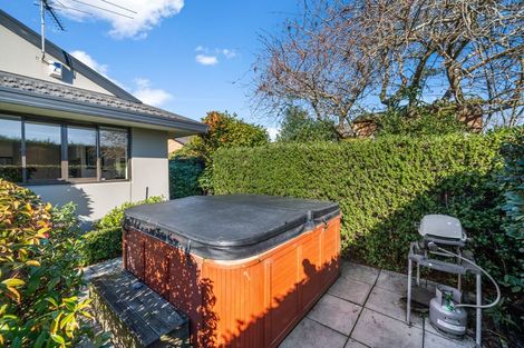 Photo of property in 83 Hawthornden Road, Avonhead, Christchurch, 8042