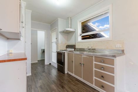 Photo of property in 460 High Street South, Carterton, 5713