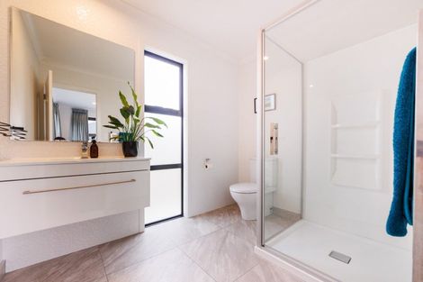Photo of property in 8 Cherry Place, Feilding, 4702
