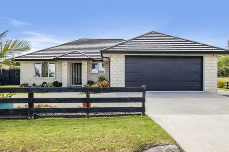 Photo of property in 16 Jack Boyd Drive, Mangawhai Heads, Mangawhai, 0573