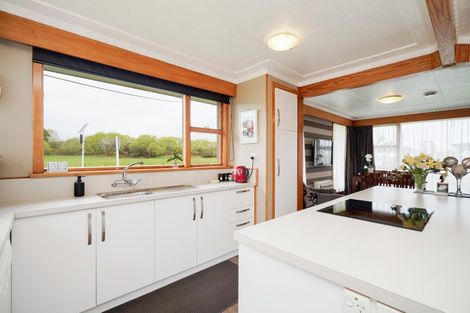 Photo of property in 81 Orawia Road, Tuatapere, 9620