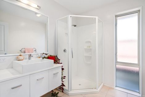 Photo of property in 5 Clematis Place, Wigram, Christchurch, 8042