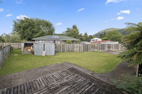 Photo of property in 2b Cherrywood Place, Western Heights, Rotorua, 3015