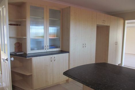 Photo of property in 11 Kath Hopper Drive, Orewa, 0931