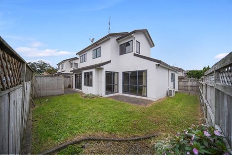 Photo of property in 2/45a Great South Road, Manurewa, Auckland, 2102