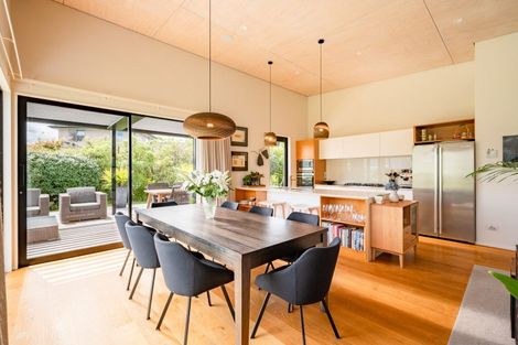 Photo of property in 1 Kirimoko Crescent, Wanaka, 9305