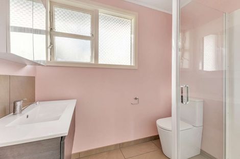 Photo of property in 12 South Road, Moturoa, New Plymouth, 4310