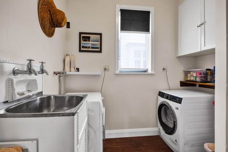 Photo of property in 7 Princes Street, Hawera, 4610