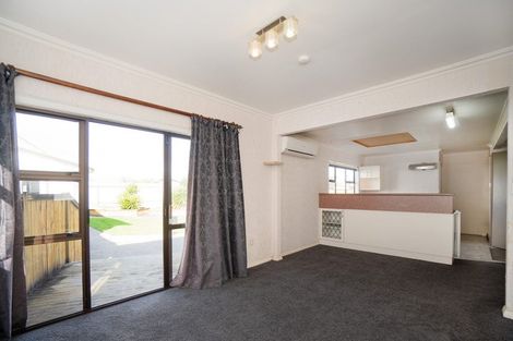 Photo of property in 6 Belvedere Crescent, Takaro, Palmerston North, 4412