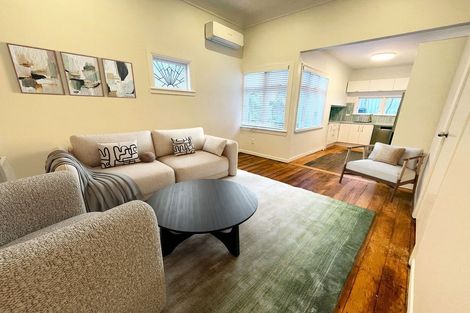 Photo of property in 95 Roxburgh Street, Mount Victoria, Wellington, 6011