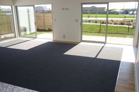 Photo of property in 9 Famille Close, Yaldhurst, Christchurch, 8042