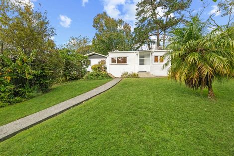 Photo of property in 2 Kay Road, Swanson, Auckland, 0614