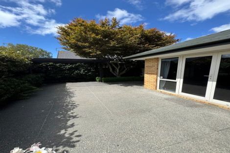 Photo of property in 2/281 Memorial Avenue, Burnside, Christchurch, 8053