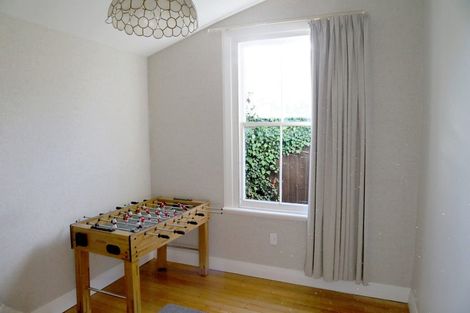 Photo of property in 129 Bristol Street, St Albans, Christchurch, 8014