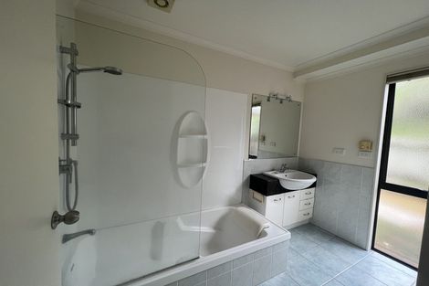 Photo of property in 66 Kate Sheppard Avenue, Torbay, Auckland, 0630