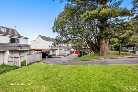 Photo of property in 2/264 Grounsell Crescent, Belmont, Lower Hutt, 5010