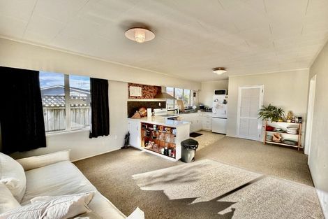 Photo of property in 24 Kent Terrace, Taradale, Napier, 4112