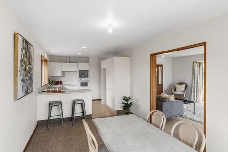 Photo of property in 9 Wittys Road, Avonhead, Christchurch, 8042