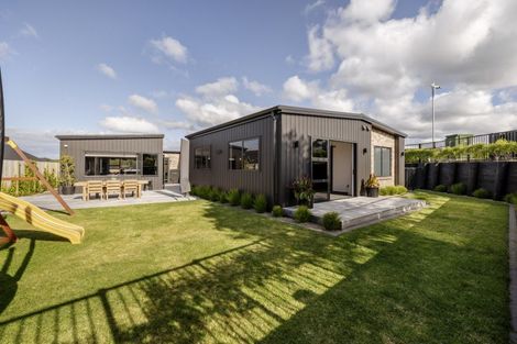 Photo of property in 1 Kiritiana Close, Pyes Pa, Tauranga, 3112