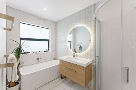 Photo of property in 27a Parata Street, Waikanae, 5036