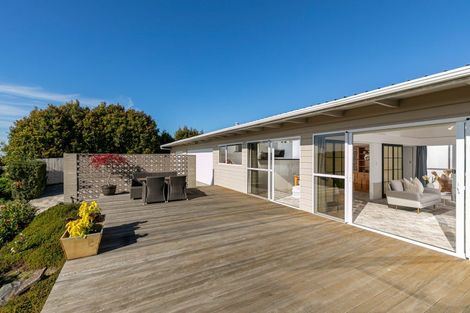 Photo of property in 71 Pleasant Road, Glen Eden, Auckland, 0602