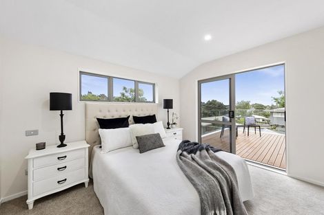 Photo of property in 30a Dolbear Street, Titirangi, Auckland, 0604