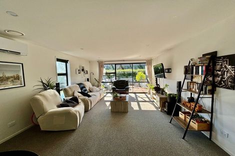 Photo of property in 2 Roto Lane, Pukekohe, 2120