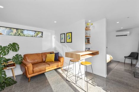 Photo of property in 7 Avenue Road, Greenmeadows, Napier, 4112