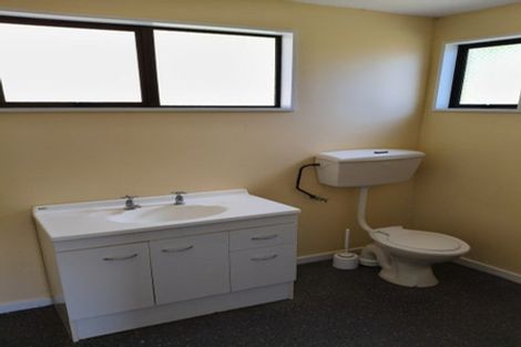 Photo of property in 6 School Road, Kakanui, Oamaru, 9495