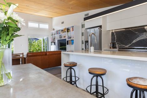 Photo of property in 14 George Street, Riverhead, 0820