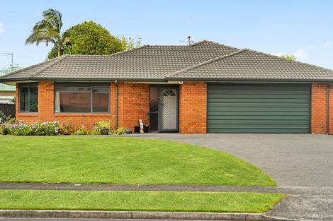 Photo of property in 25 Mangakoea Place, St Andrews, Hamilton, 3200