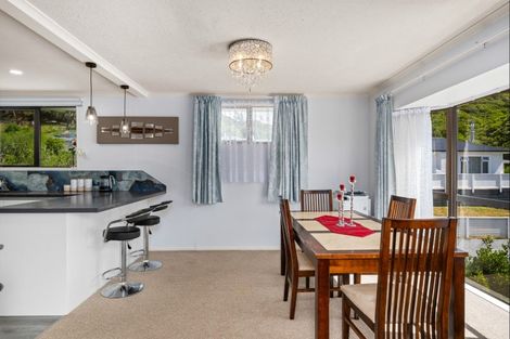 Photo of property in 68 Wairau Road, Picton, 7220