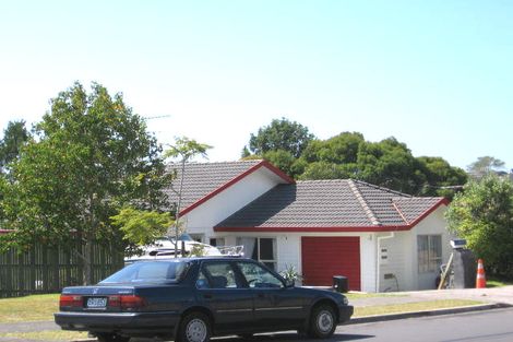 Photo of property in 5 Ian Sage Avenue, Torbay, Auckland, 0630