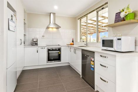 Photo of property in 29 Serenity Place, Otara, Auckland, 2023
