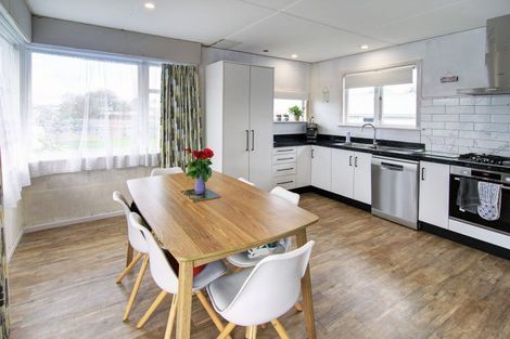 Photo of property in 30 Coddington Crescent, Masterton, 5810