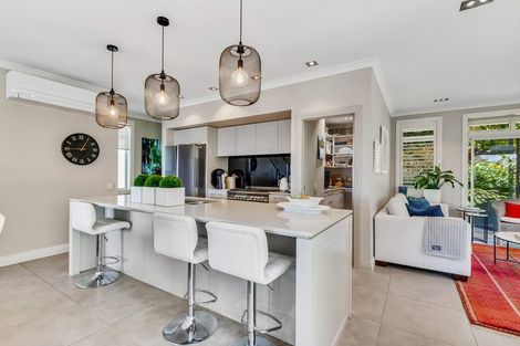 Photo of property in 17 Landmark Terrace, Orewa, 0931