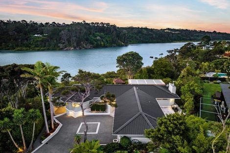 Photo of property in 14 Oscar Road, Greenhithe, Auckland, 0632