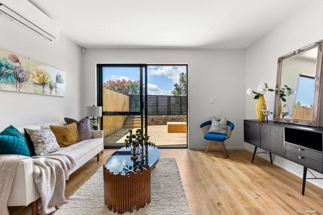 Photo of property in 24 Carnoustie Drive, Wattle Downs, Auckland, 2103