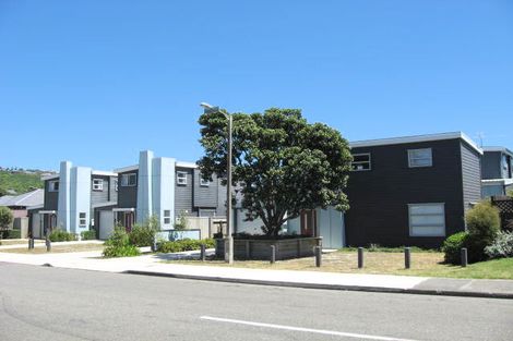 Photo of property in 14-f2 Tireti Road, Titahi Bay, Porirua, 5022