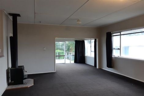 Photo of property in 12 Antonio Street, Stratford, 4332