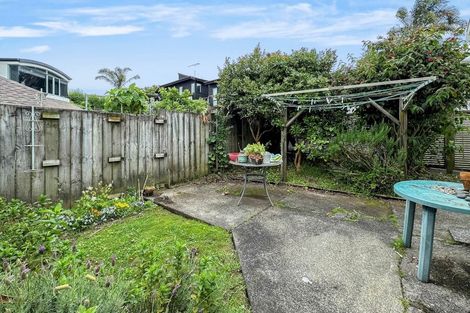 Photo of property in 4b View Road, Campbells Bay, Auckland, 0630