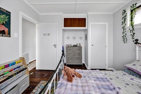 Photo of property in 150 Miranda Street, Stratford, 4332