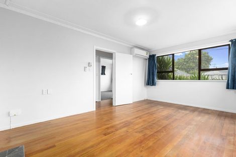 Photo of property in 6 Coles Place, Manurewa, Auckland, 2102