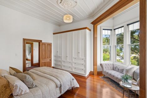 Photo of property in 6 Thompson Road, Bluff Hill, Napier, 4110