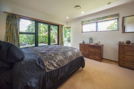 Photo of property in 86 Pahiatua Street, Hokowhitu, Palmerston North, 4410